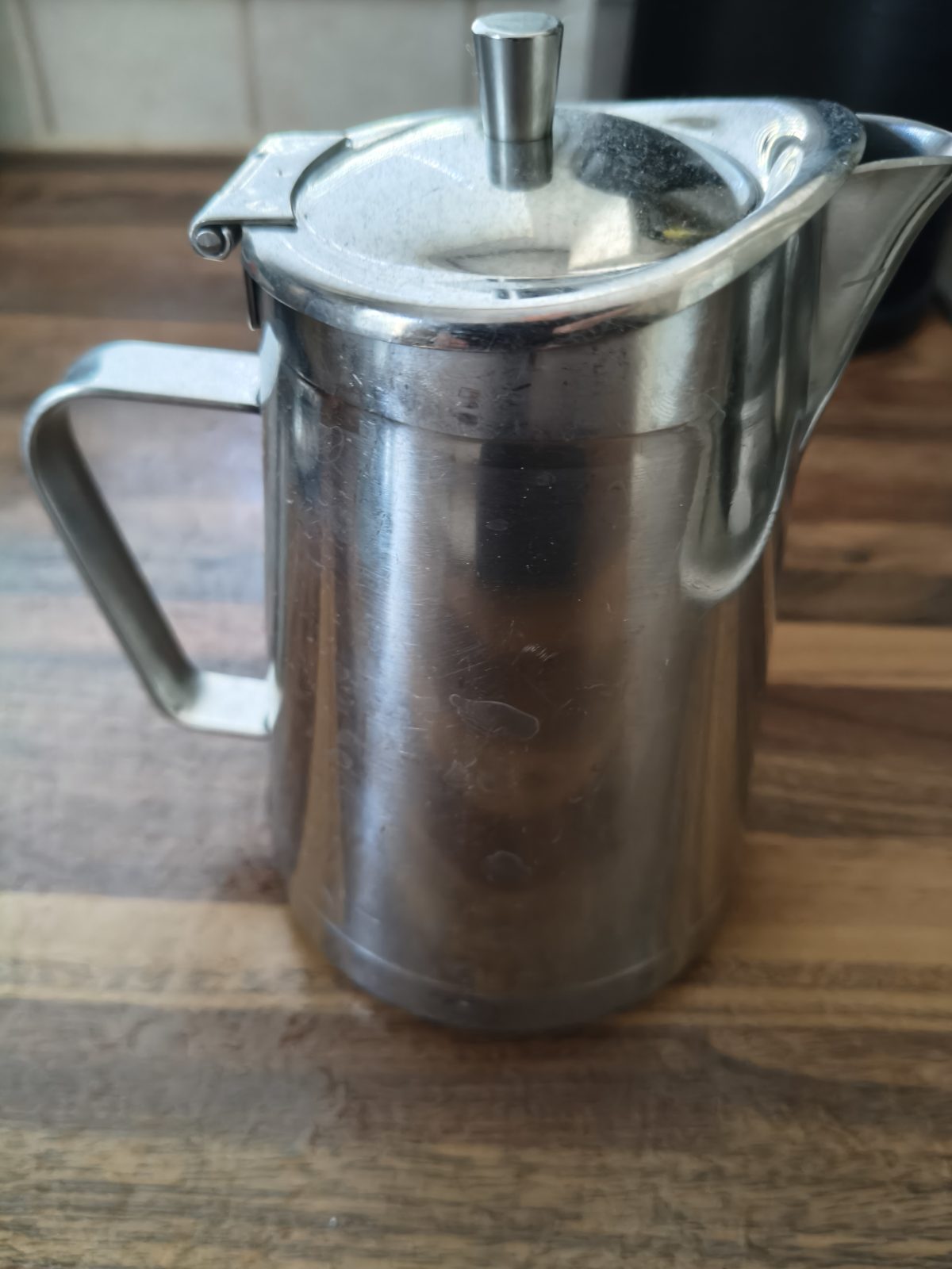 Hallins rosteri kerma/kastikekannu 0.5L
