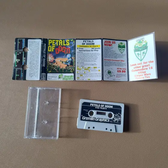 Petals of Doom (Commodore 16 / Plus 4) kasetti - 2